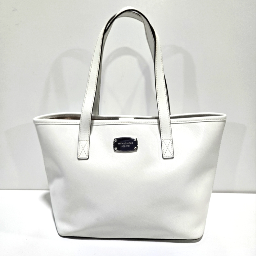 Michael Kors White Shoulder Bag  Medium Size Two Strap Handle